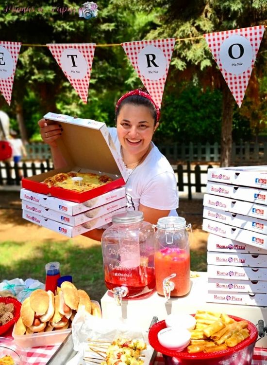 bloggers retro picnic day