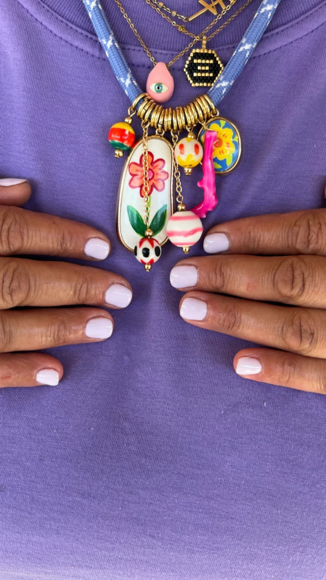 Spring nails in @onlynails_palaiofaliro 💐
#mamasnpapas💜💜 #greekmomblogger #mombloggersofig #mombloggergr #instamom #springnails