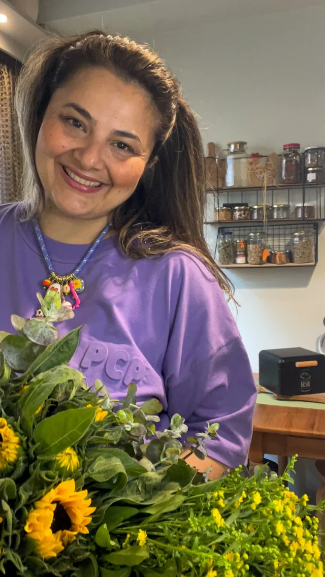 Happy May 💐
Τα λουλούδια είναι πραγματικά το αγαπημένο μου είδος🫠
Εσένα;
.
#mamasnpapas💜💜 #greekmomblogger #mombloggersofig #mombloggergr #instamom #momlifeisthebestlife #flower #flowergram