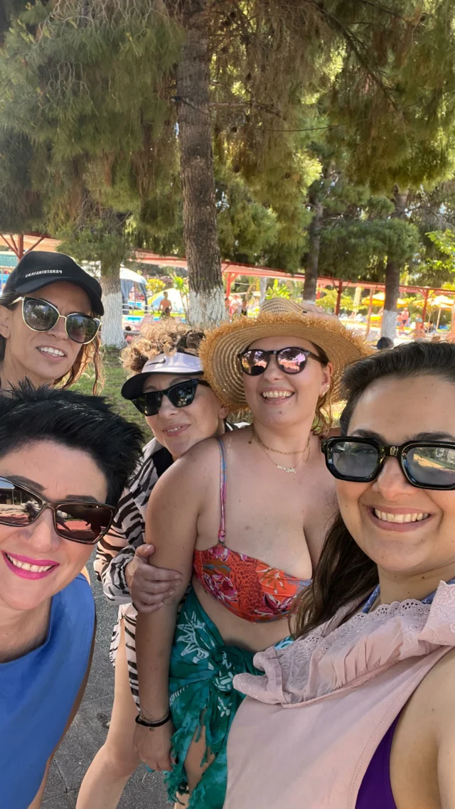 Σταριλίκια και χαϊλίκια 💙
@marais21 @katerina.elazab @marlenastavroulaki @elkoutsouri