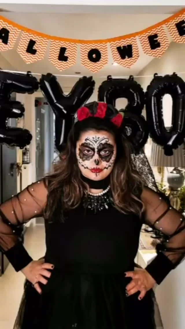 It’s coming 👻
Boooooooooooooooo🎃
#Halloween #spooky #diasdelosmuertos