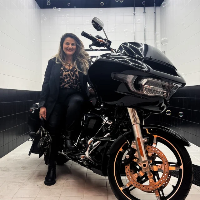 Moments from @harleydavidsonathens reopening event 🤎👌
#harleydavidsonathens #ridehardorstayhome